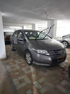 Like new cream condition Honda City 2010 automatic