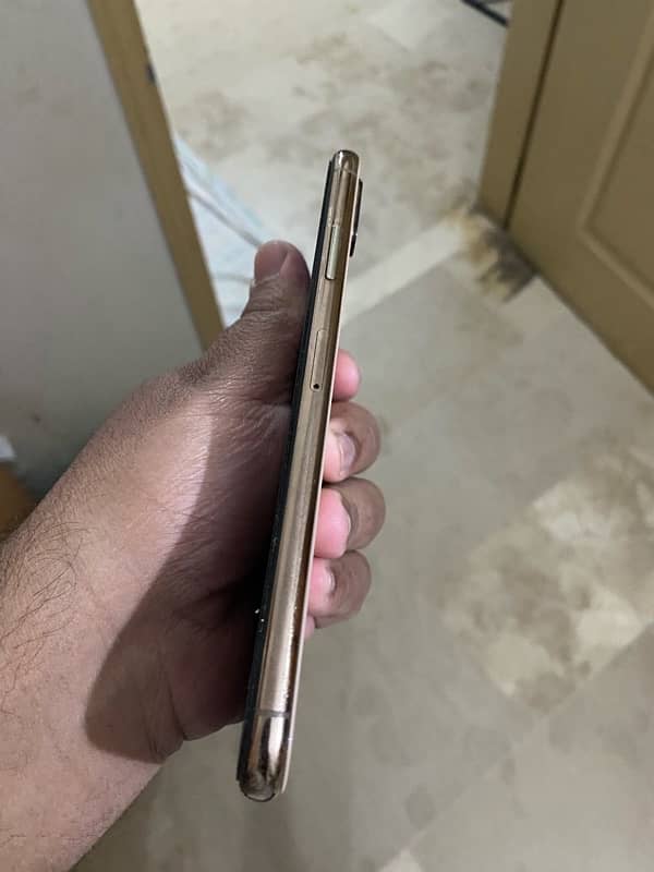 iphone xs max 512gb PTA dual physical 5