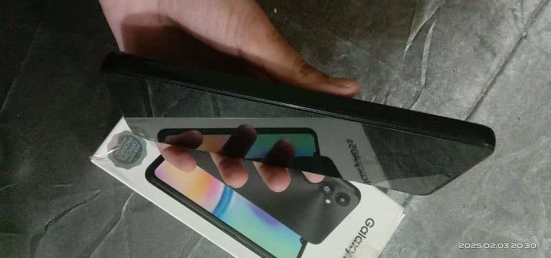 Sumsung Galaxy A05s In lush condition for sale urgently 4