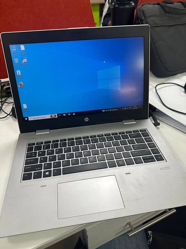 HP probook core i5 8th Generation with 8/256 ssd with charger 3