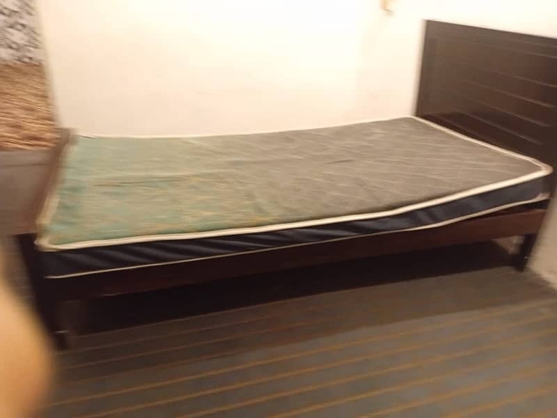 single bed with mettress 2