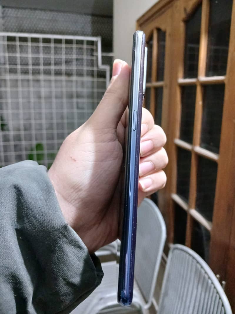 Oppo F19 4