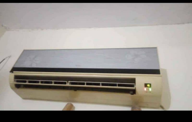 Haier Ac simple ha 1.5 ton 2