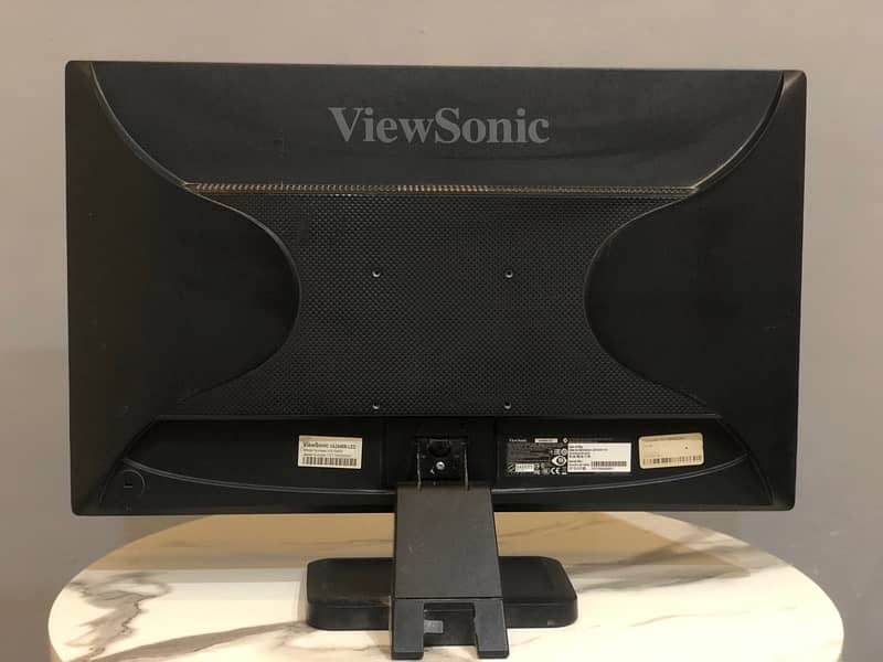 viewsonic 21 inch lcd 1