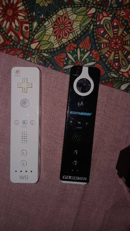 Nintendo Wii with 16gb usb 2