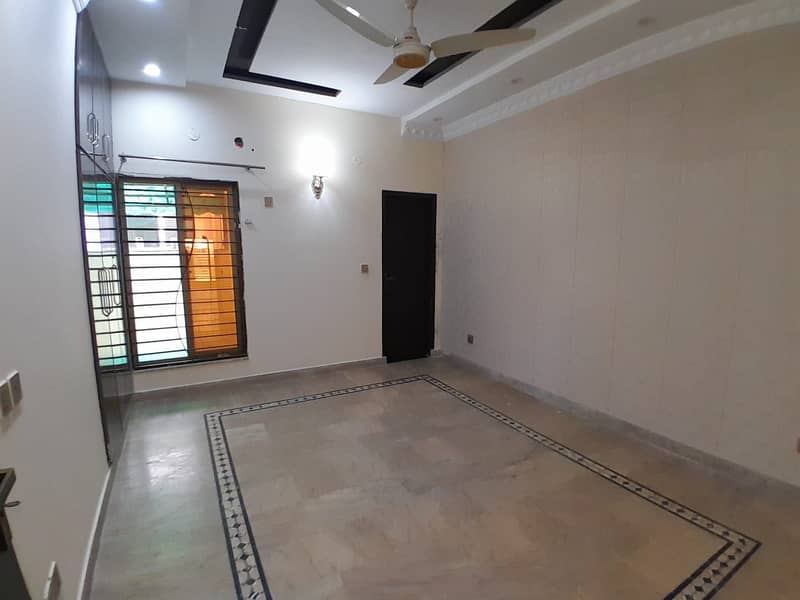 LOWER PORTION OF 8 MARLA HOUSE AVAILABLE FOR RENT IN BAHRIA ORCHARD 2