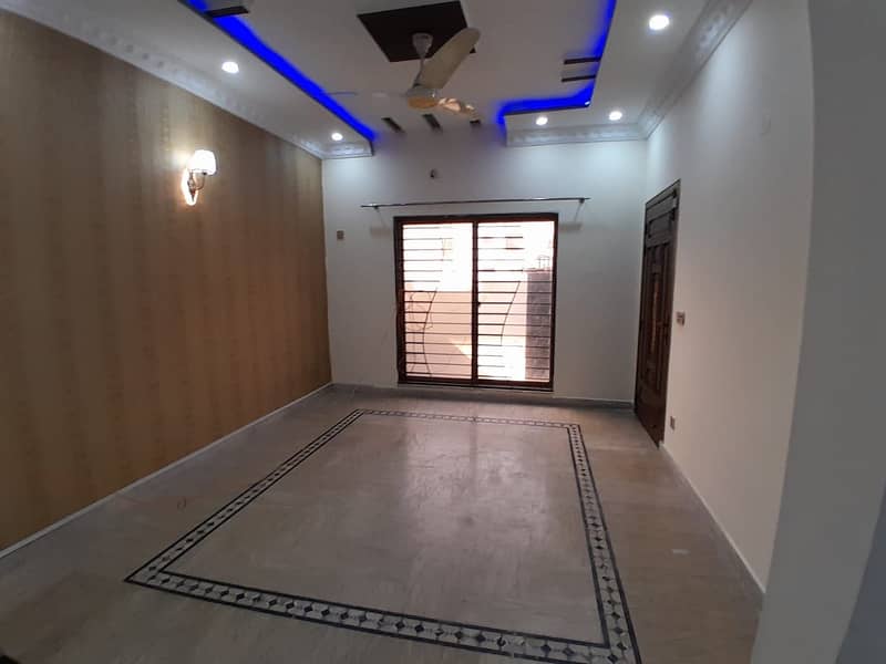 LOWER PORTION OF 8 MARLA HOUSE AVAILABLE FOR RENT IN BAHRIA ORCHARD 6