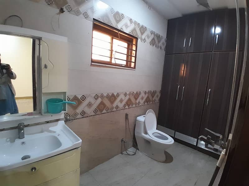 LOWER PORTION OF 8 MARLA HOUSE AVAILABLE FOR RENT IN BAHRIA ORCHARD 9