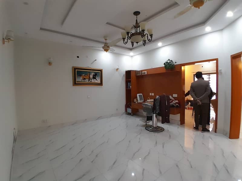 NEW HOUSE 8 MARLA AVAILABLE FOR RENT IN PHASE ONE BAHRIA ORCHARD 16