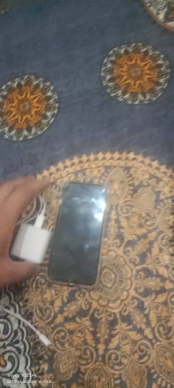 i phone 6 with original charger 2