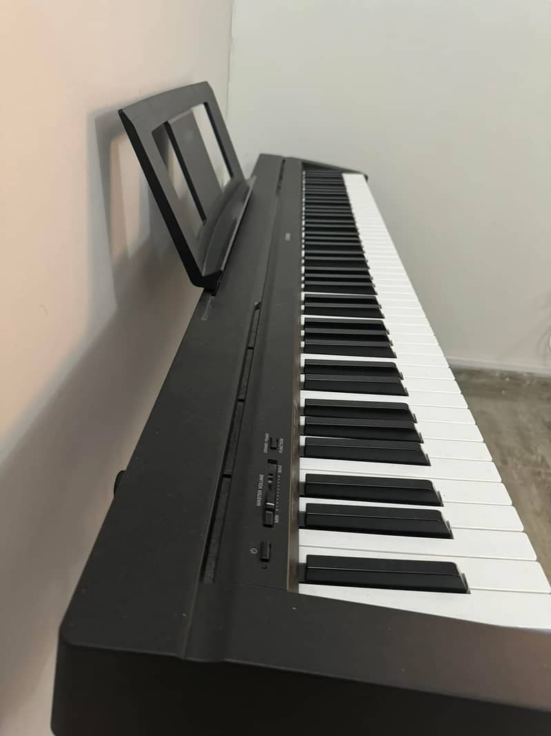 Yamaha P45 Piano - Hammer Weighted Keys 1