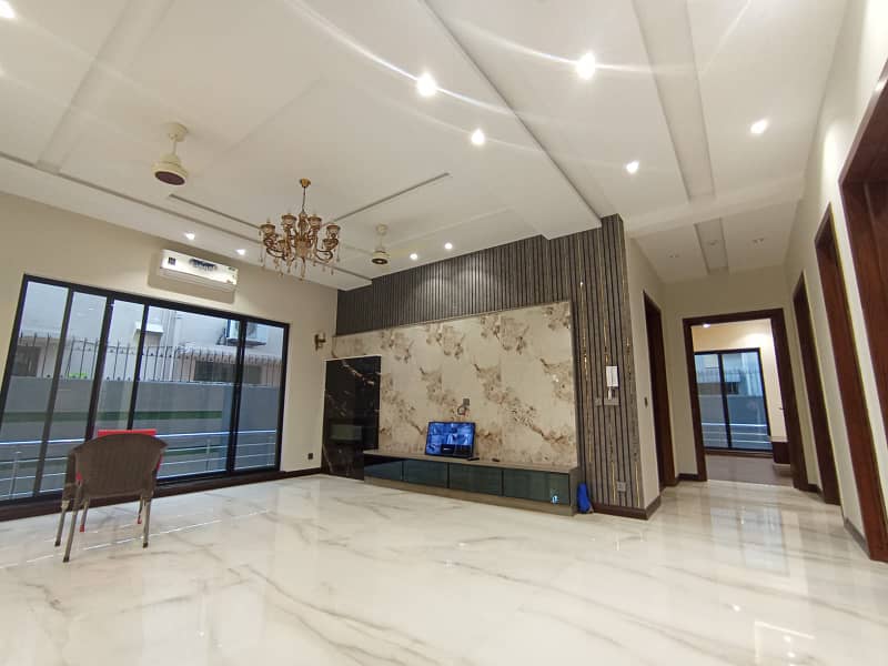 Kanal Mazhar Munir Design Fully Basement Modern Luxury Villa 40