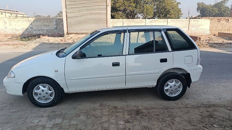 Suzuki Cultus 2015 4