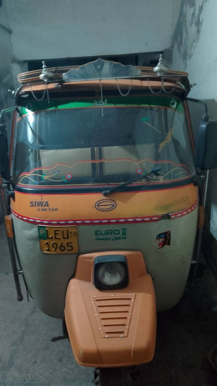 "Used Rickshaw for Sale – Reliable & Affordable" 2