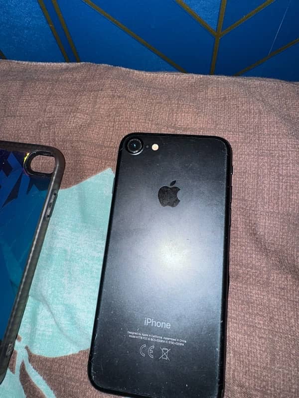 iPhone 7 32 gb pta approved 1