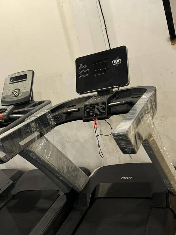 USA TREADMILL | GYM TREADMILL | RUNNING MACHINE | JOGGING MACHINE 4