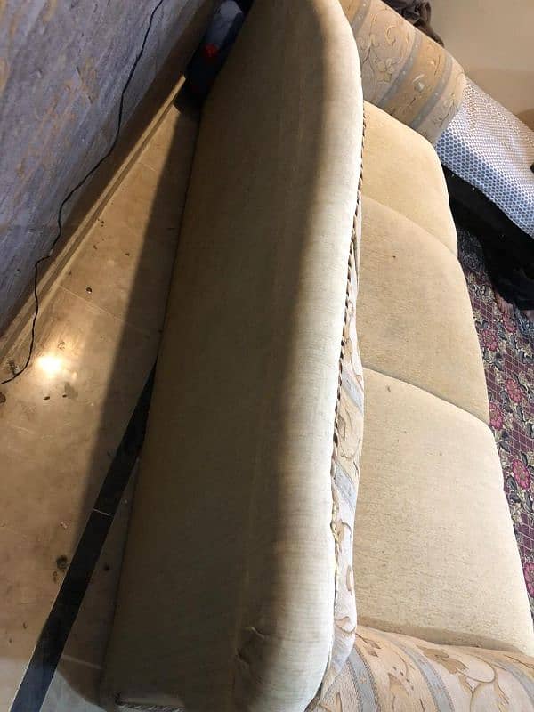 7 seater used sofa 1