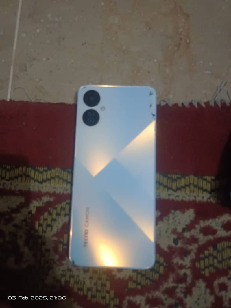 Tecno Camon 19 neo 0