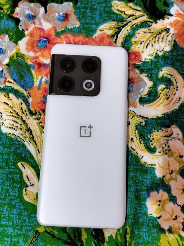 One Plus 10 Pro 5G Non Pta 10 by 10 Condition 1