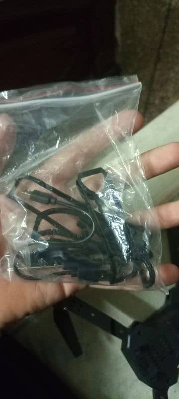 e88 toy drone new box pek 3