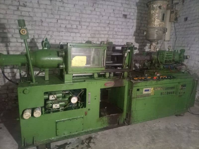 auto injection moulding machine 1