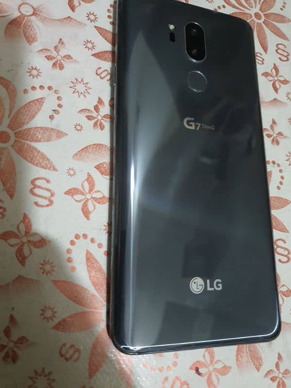 LG G7 THINQ/_03174885462 4