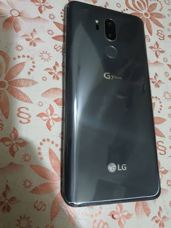 LG G7 THINQ/_03174885462 9