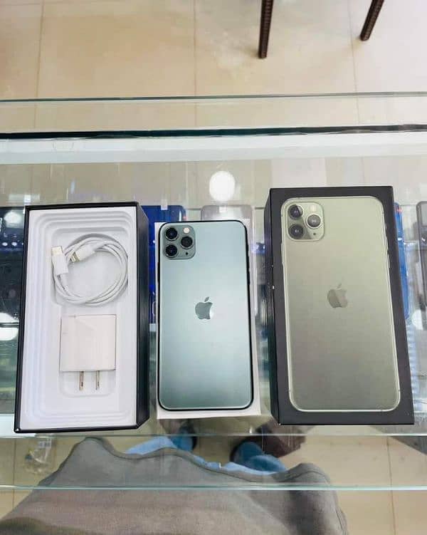 i Phone 8plus, 11,12,13,14,15 pro max on instalment Whatsap 3288235165 6