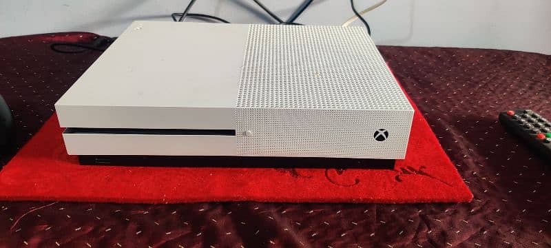 Xbox one s 2