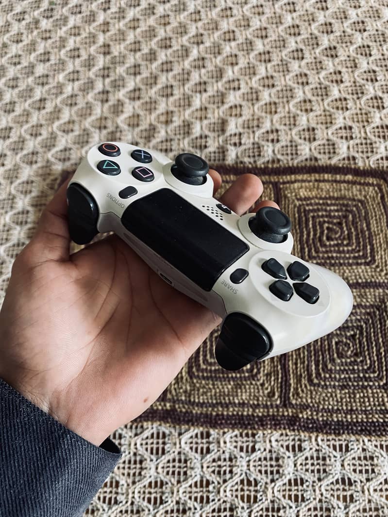 ps4 pro controller 1