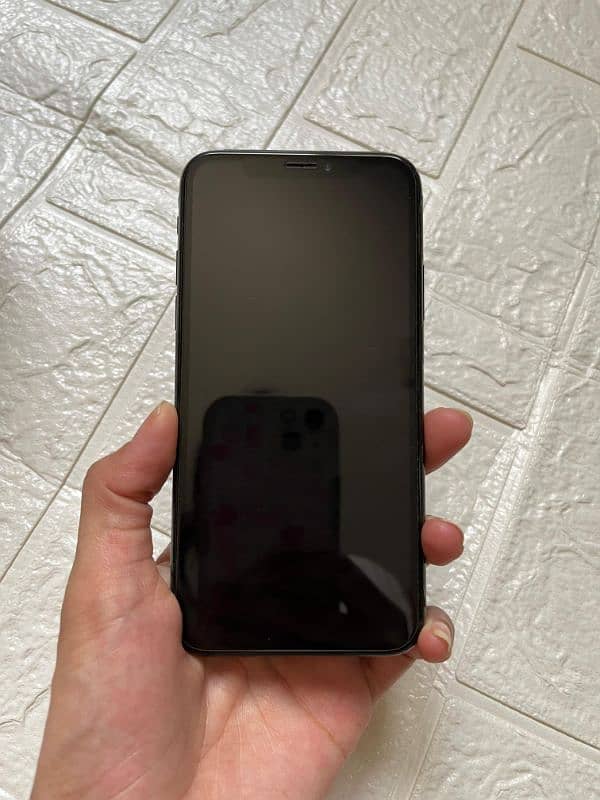 Iphone X 64 GB PTA approved black color mint condition 6