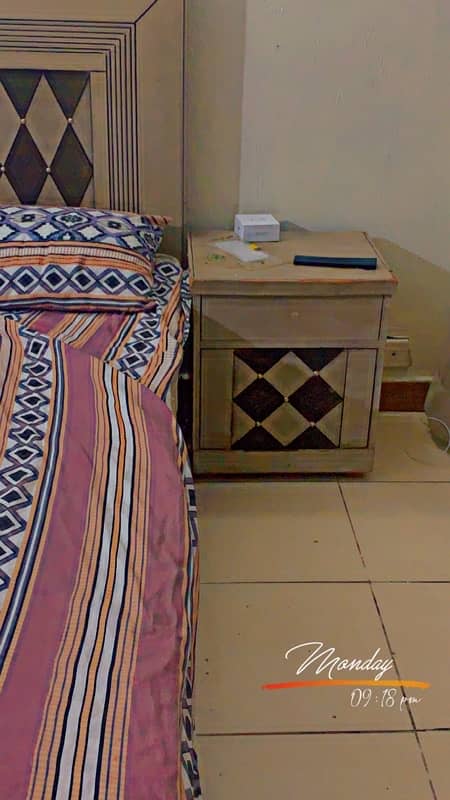 Double bed side tables with dressing 1