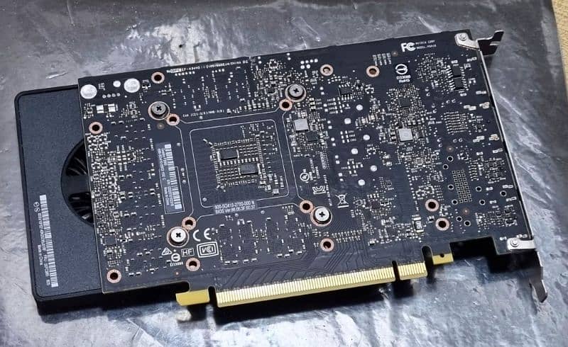 NVIDIA Quadro P2000 5GB 0