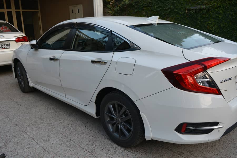 Honda Civic Oriel 2022 5