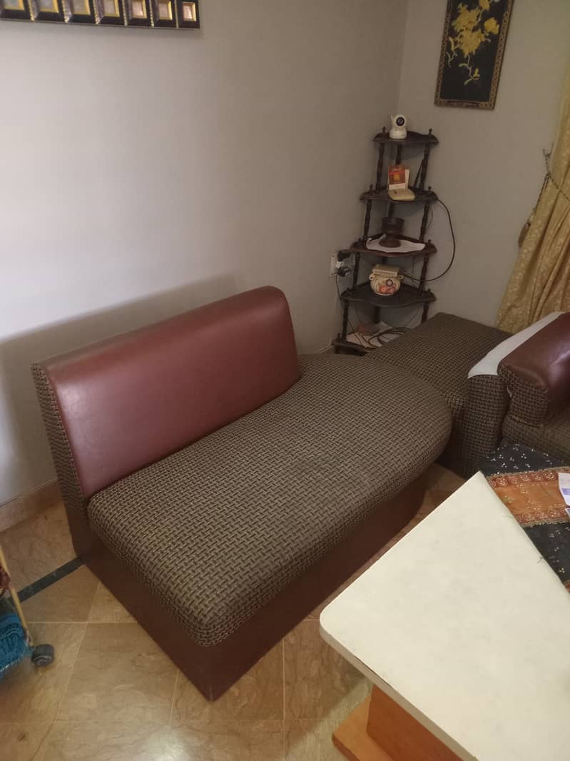 7 Seater L Shape sofa for Urgent Sale 3