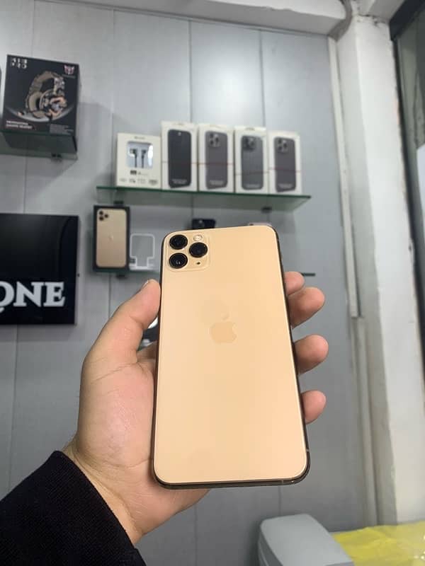 iphone 11 pro max 256 gb factory unlock 93  health 10/9 condition 0