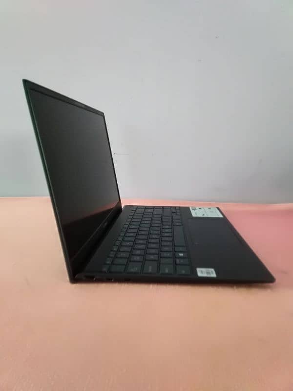 Asus Zenbook 14 i3 10th Generation 0