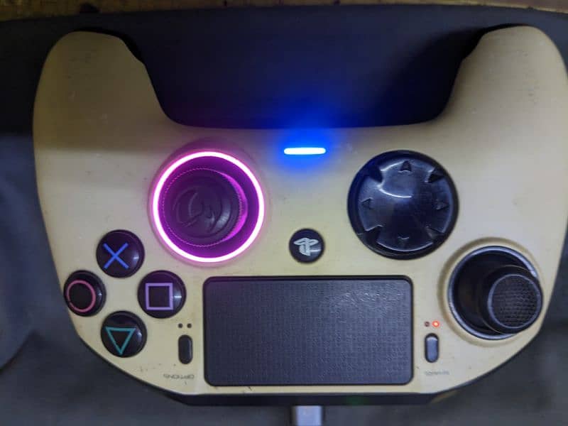 Nacon Pro Revolution 2 Controller ps4 2