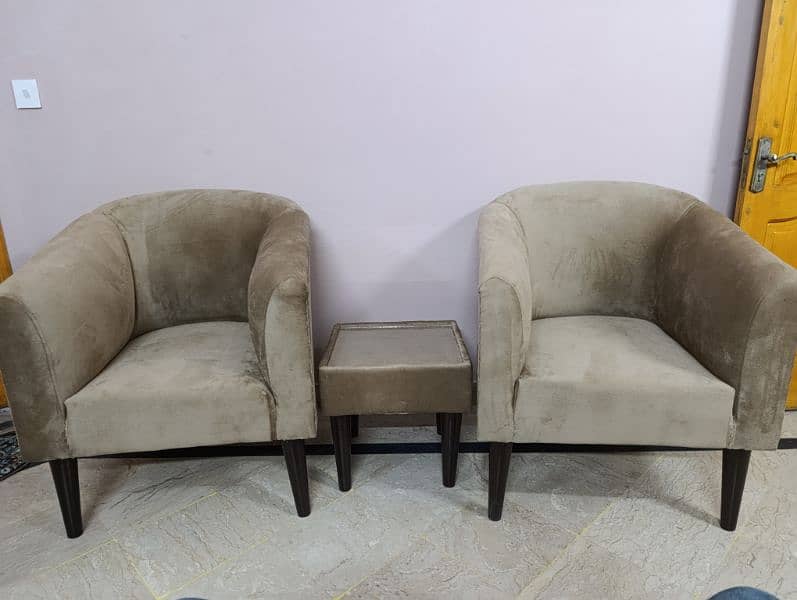 Sofa Chairs With Table 0