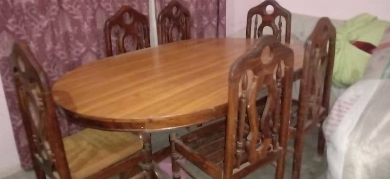 Dining table & 6 Chairs,,,,wood. 2