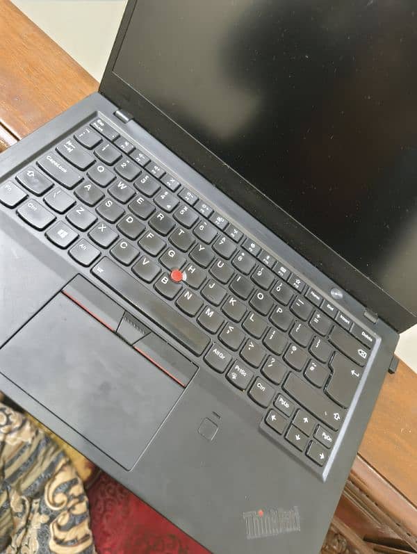 LENOVO X1 CARBON 4