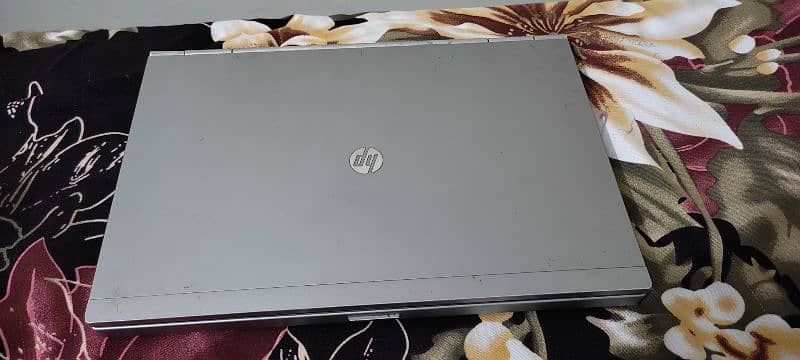 HP 8460 Core I 5 second generation 0