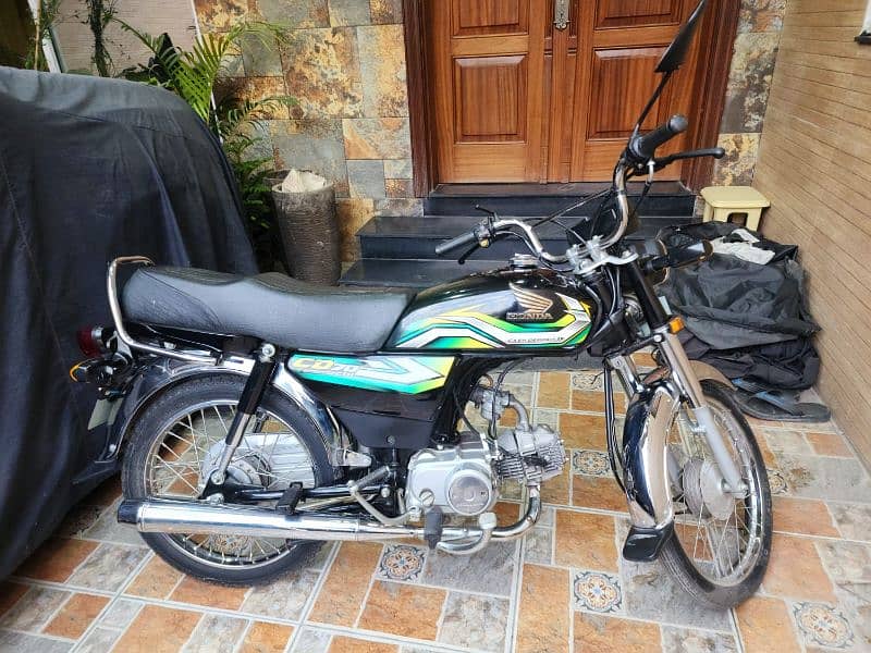 Honda CD70 Black with 2 free services available 0