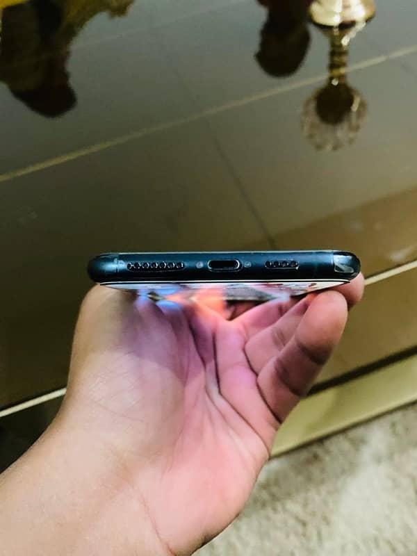 iphone 11 pro max 5