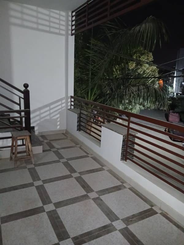 House upper portion is available for rent in gulistan e jauhar block 7 1