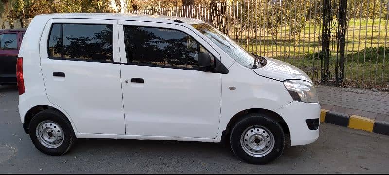 Suzuki Wagon R 2019 9