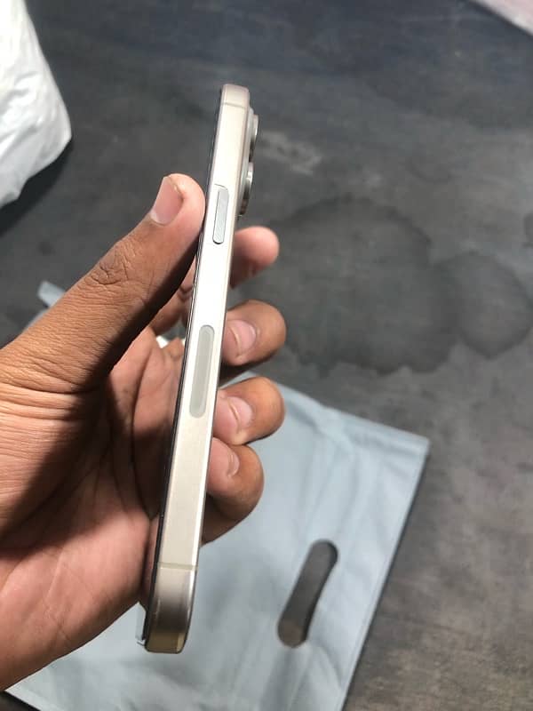 I’m selling my iPhone 2