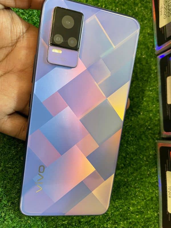 Vivo V21E 0