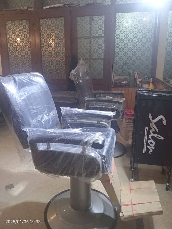 complete salon furniture. . . . . beauty parlour furniture. . . . 4