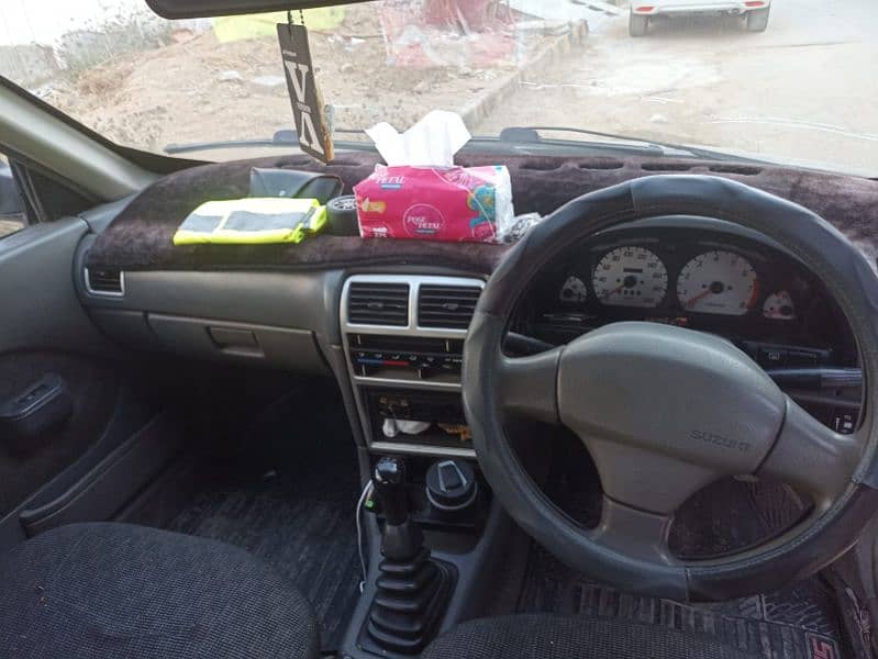 Suzuki Cultus 2013 2